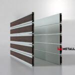 Планкен для забора Printec под дерево 120 mm RAL 7035 – покрытие матовое, толщина 0,45 мм в Казани | фото 4